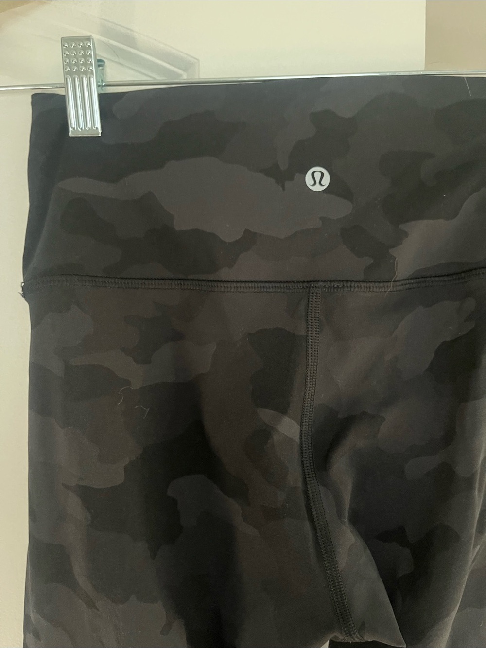 Lululemon - Picture 5 of 6